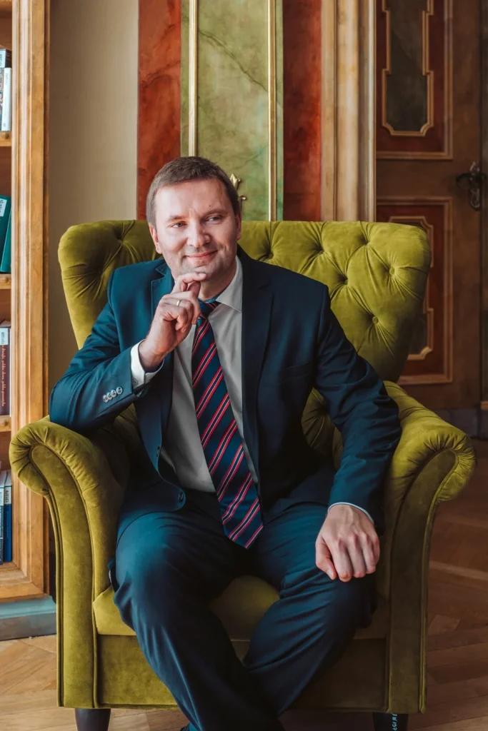 dr hab. Marek Kuźniak, prof. UWr